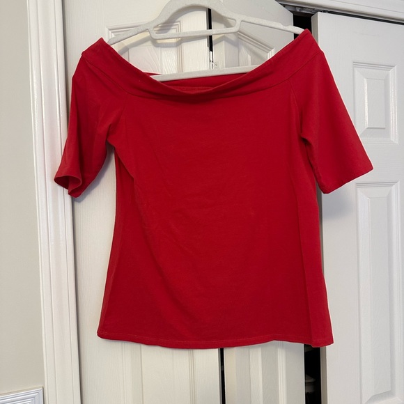 Red Off-Shoulder Top Loft - Picture 6 of 7